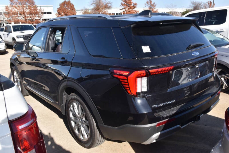 2025 Ford Explorer Platinum