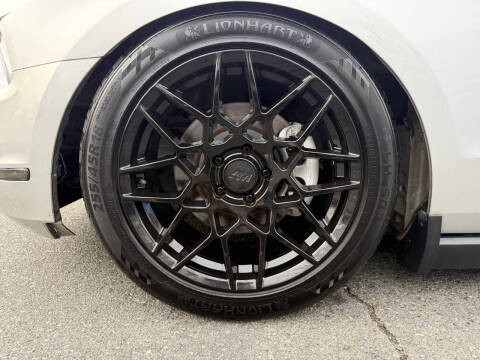 2012 Ford Mustang V6