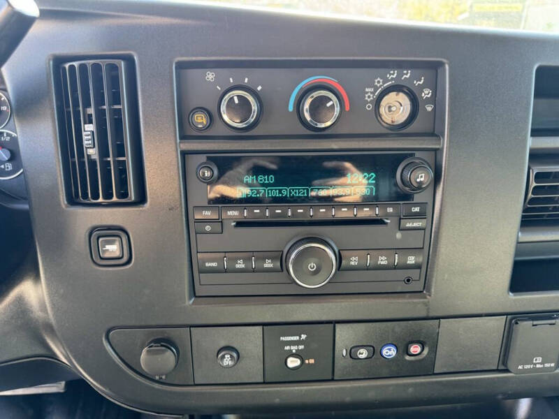 2021 Chevrolet Express 2500