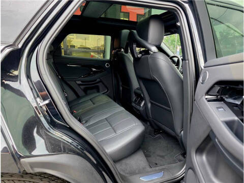 2026 Land Rover Range Rover Evoque P250 Dynamic SE