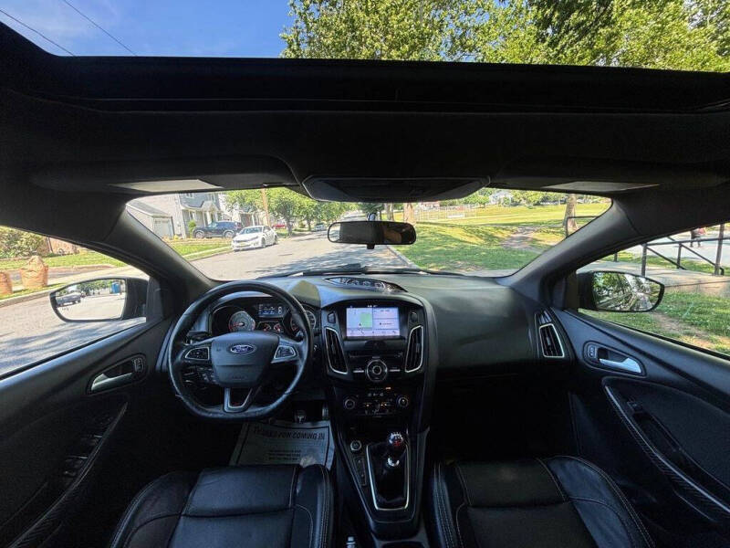 2017 Ford Focus ST