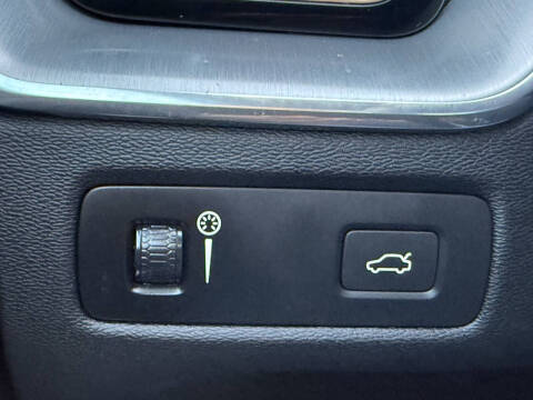 2019 Volvo XC60 T5 Momentum