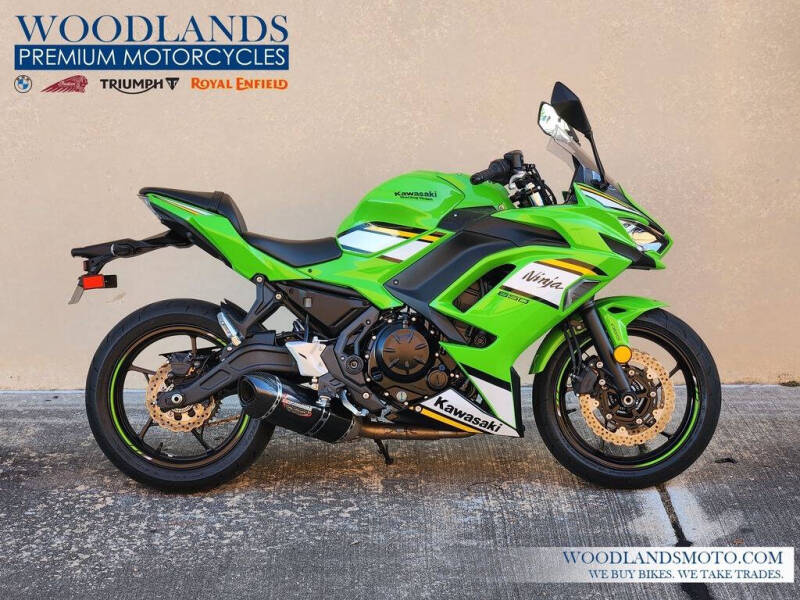 2025 Kawasaki Ninja® 650 KRT Edition AB