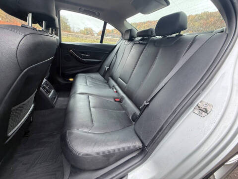 2013 BMW 3 Series 328i