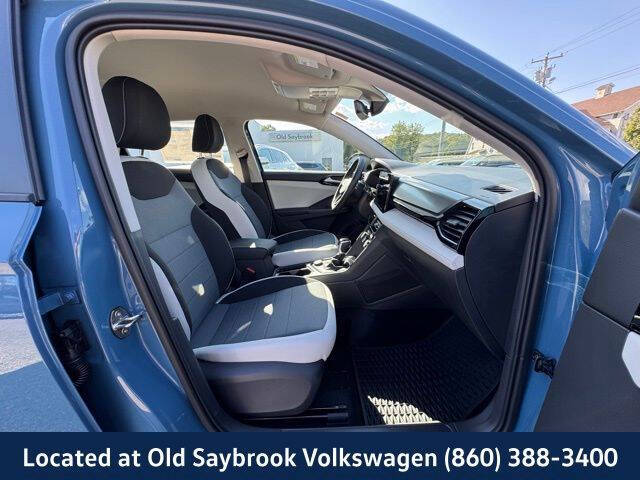 2025 Volkswagen Taos S 4Motion