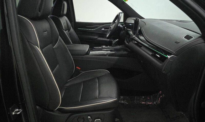 2022 Cadillac Escalade ESV Sport