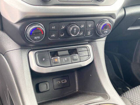 2021 GMC Acadia SLE