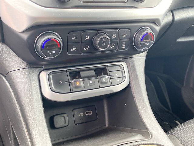 2021 GMC Acadia SLE