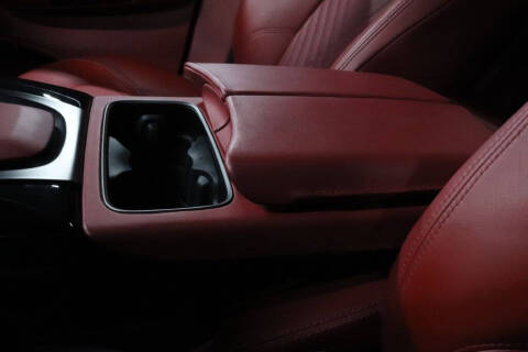 2021 Aston Martin DBX