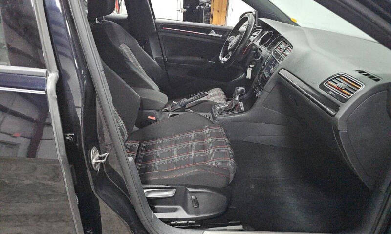 2016 Volkswagen Golf GTI