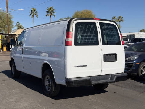 2017 Chevrolet Express 2500