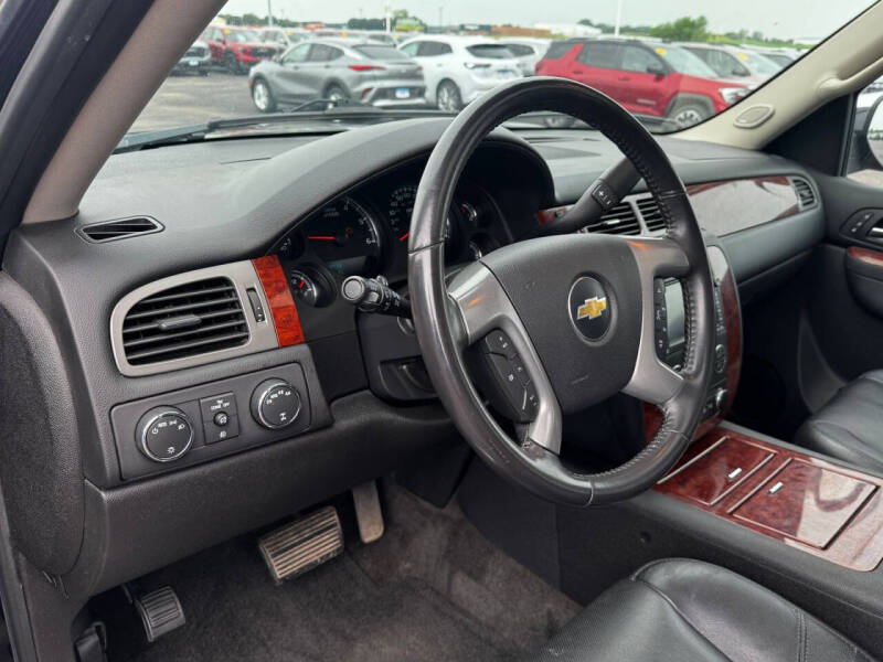 2011 Chevrolet Suburban LTZ