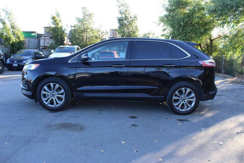 2019 Ford Edge Titanium