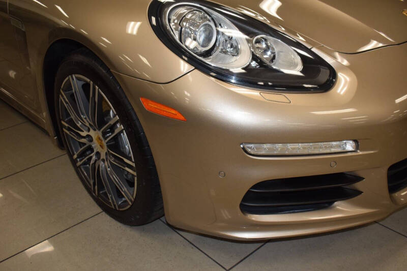 2015 Porsche Panamera 4S