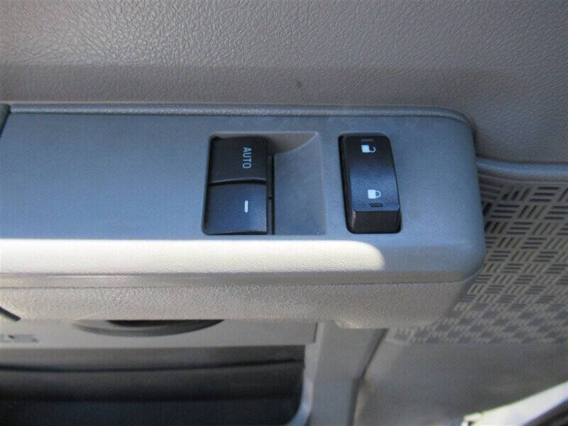 2013 Ford E-Series E-150