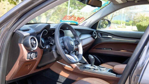 2021 Alfa Romeo Stelvio Ti Sport