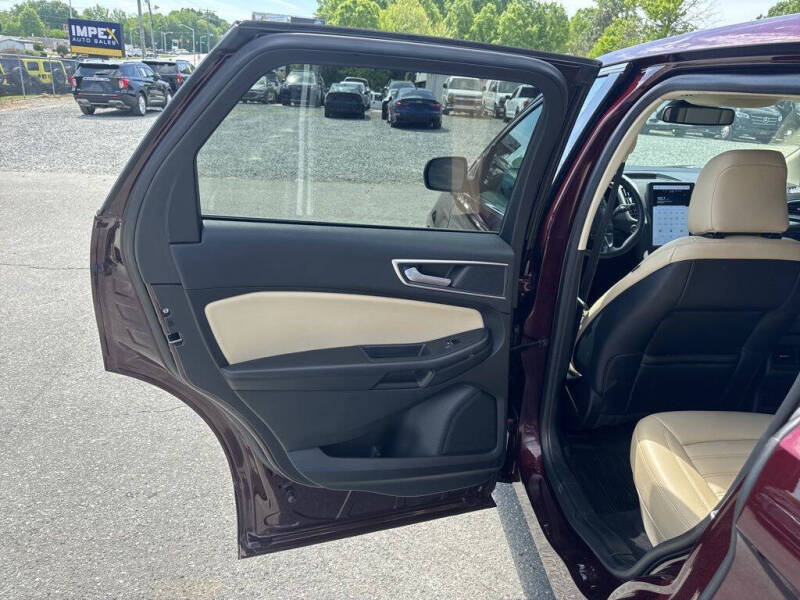 2022 Ford Edge SEL