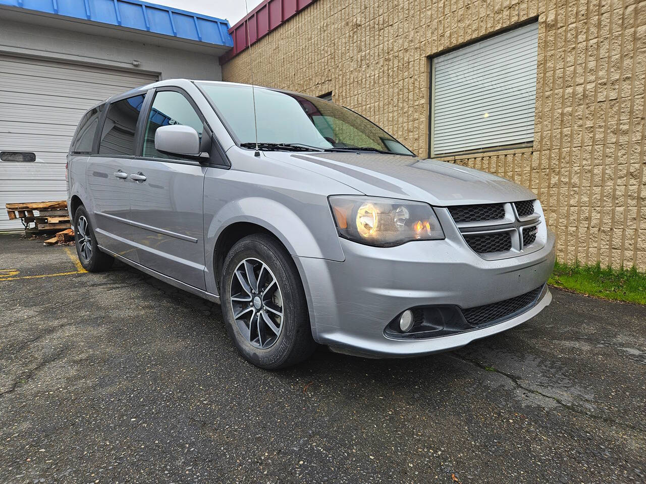 2017 Dodge Grand Caravan for sale at WESTERN SKY MOTORS in Portland, OR