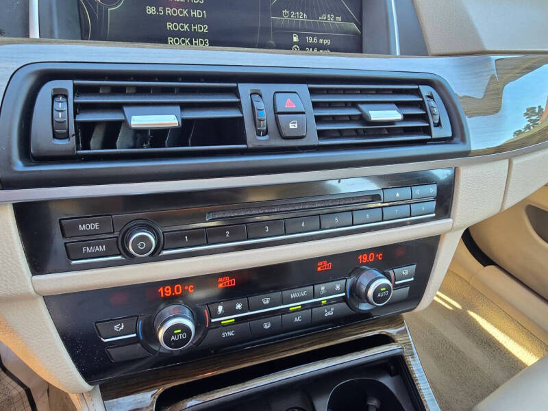 2014 BMW 5 Series 528i