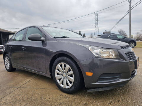 2011 Chevrolet Cruze for sale at CarNation Auto Group in Alliance OH