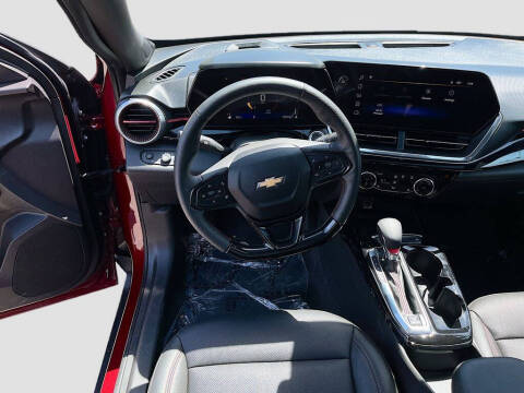 2025 Chevrolet Trax RS