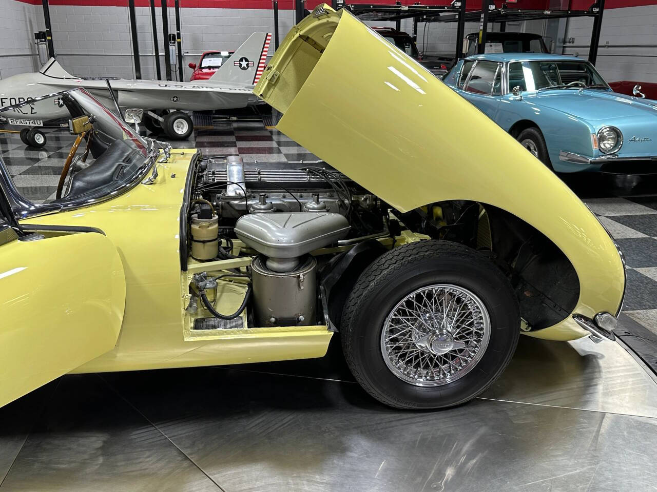 1968 Jaguar E-Type 108