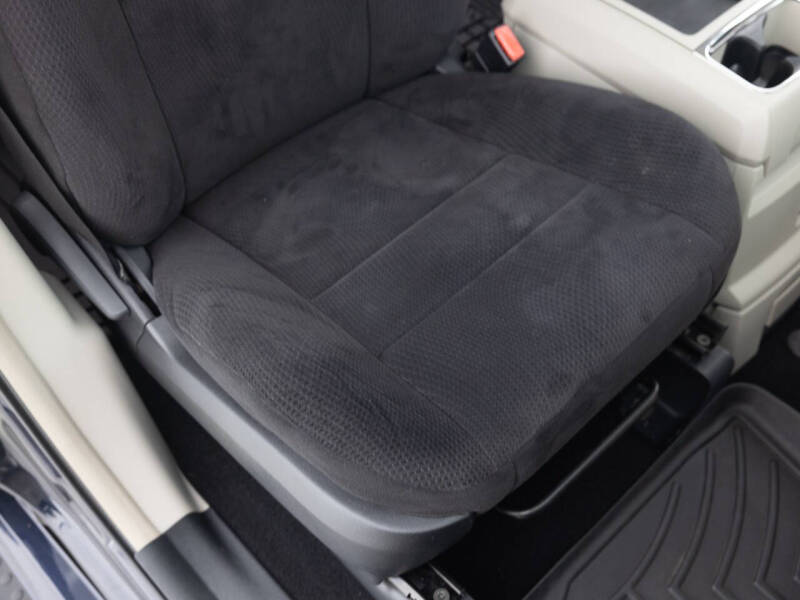 2011 Chrysler Town and Country Touring