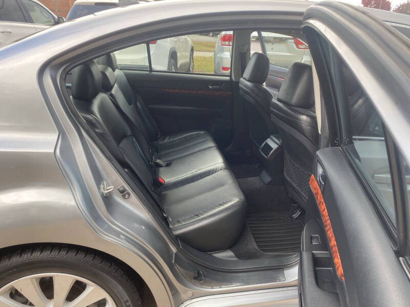 2011 Subaru Legacy 3.6R Limited