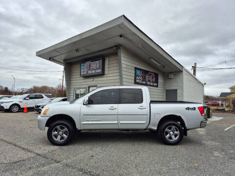 2005 Nissan Titan SE