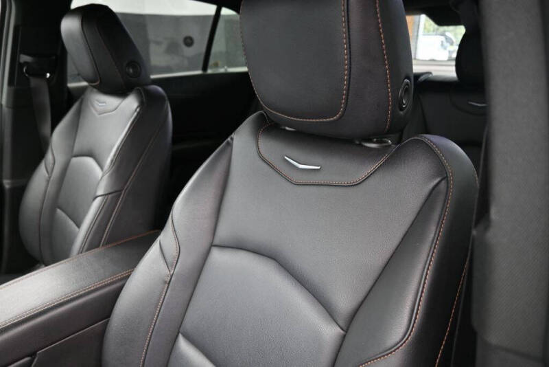 2022 Cadillac XT4 Sport