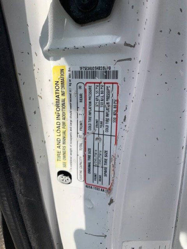 2005 Ford E-Series E-350 SD