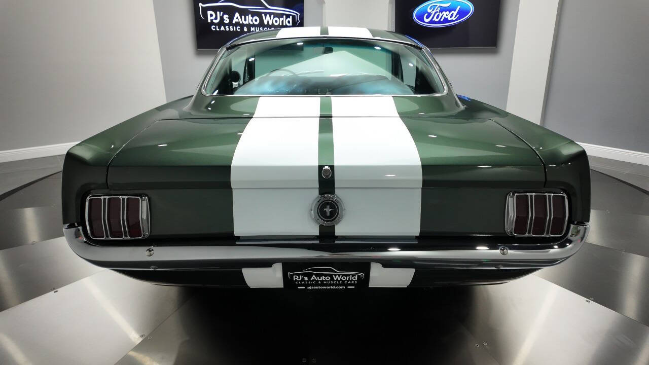 1965 Ford Mustang 21