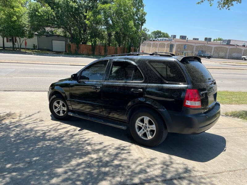 Used 2005 Kia Sorento EX with VIN KNDJC733855346754 for sale in Dallas, TX