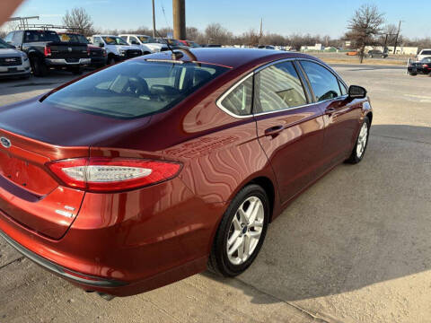 2014 Ford Fusion SE
