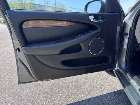 2006 Jaguar X-Type 3.0L