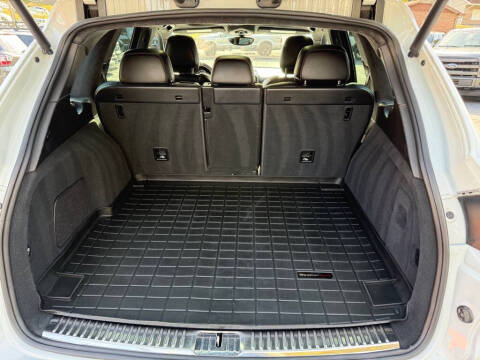 2017 Porsche Cayenne Turbo