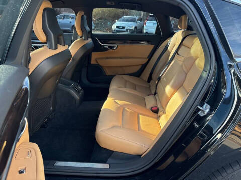 2018 Volvo S90 T5 Momentum