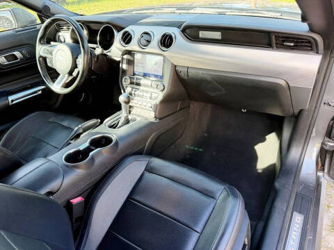 2022 Ford Mustang EcoBoost Premium