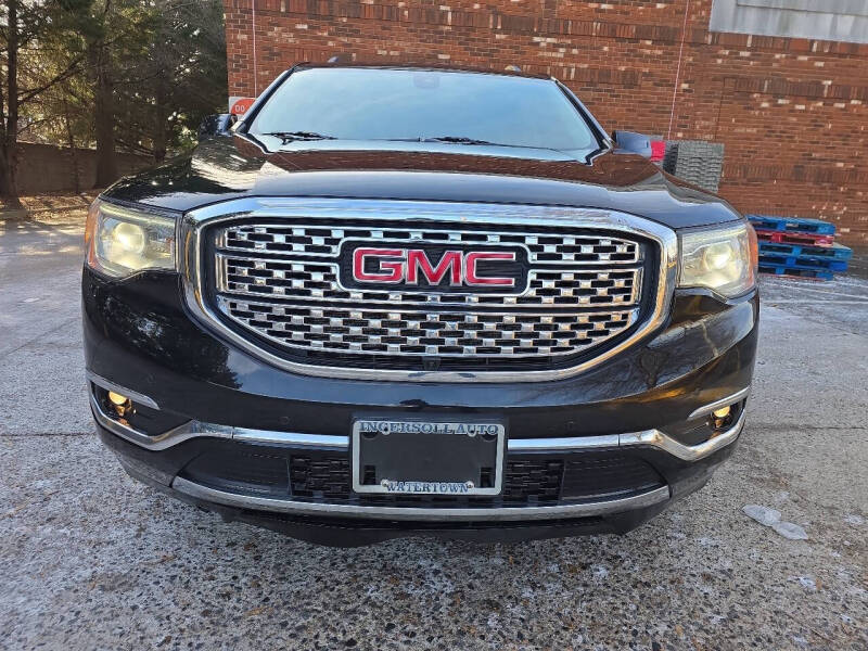 2017 GMC Acadia Denali