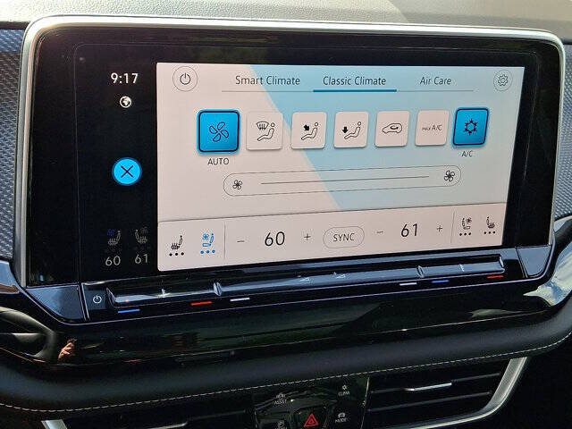 2026 Volkswagen Atlas Cross Sport SEL R-Line Black 4Motion