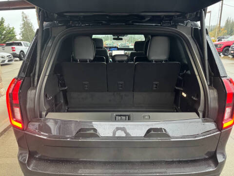 2025 Ford Expedition Tremor