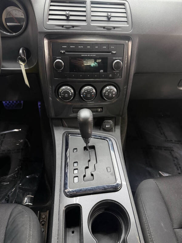 2014 Dodge Challenger SXT