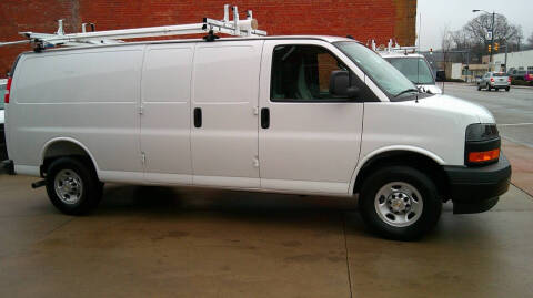 2025 Chevrolet Express 2500