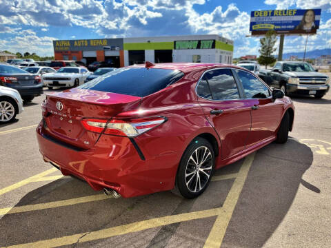 2020 Toyota Camry SE