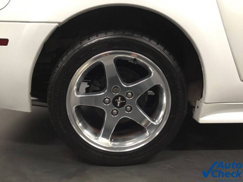 2003 Ford Mustang