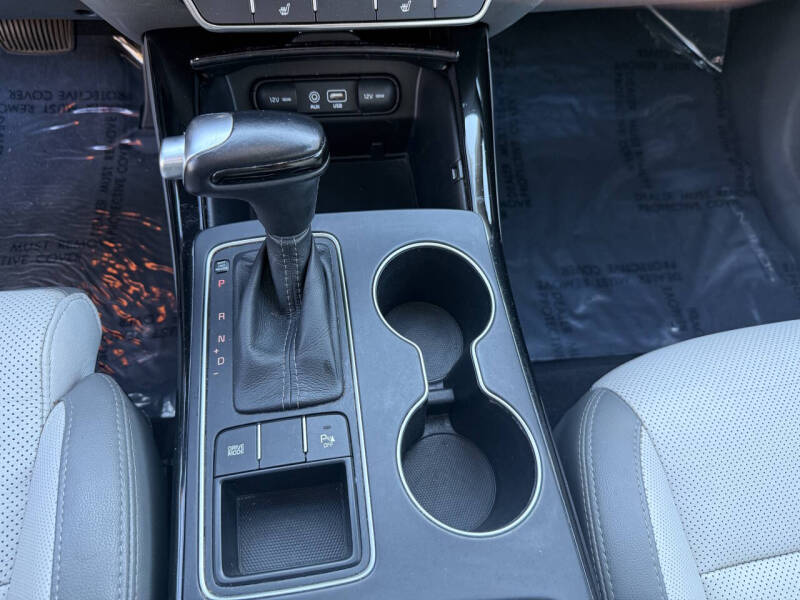 2017 Kia Sorento SX V6