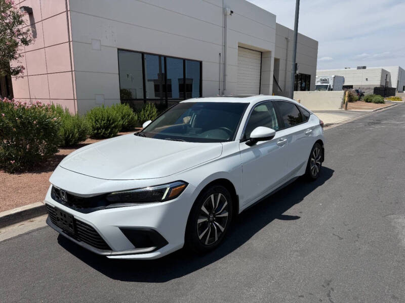 2024 Honda Civic Hatchback EX-L's photo