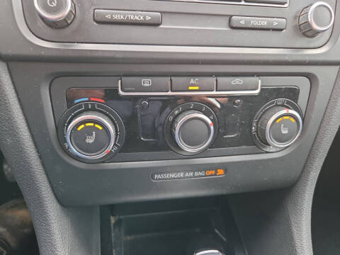 2012 Volkswagen Golf 2.5L PZEV