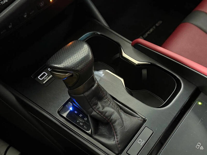 2023 Lexus ES 350 F SPORT Handling