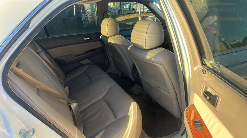 2004 Acura RL 3.5 w/Navi